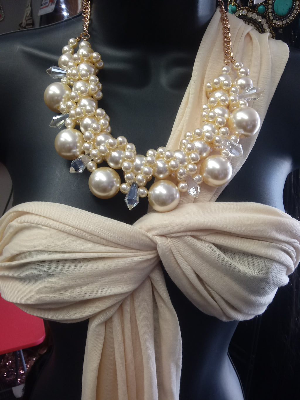 Pearl Necklace Set at OptimismIC Wigs and Gifts